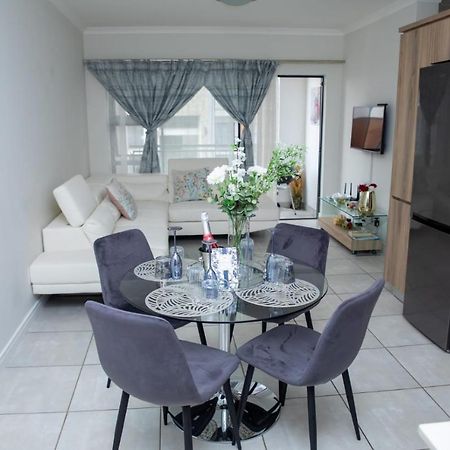 The Blyde Riverwalk Estate, Crystal Lagoon, Pretoria East ภายนอก รูปภาพ