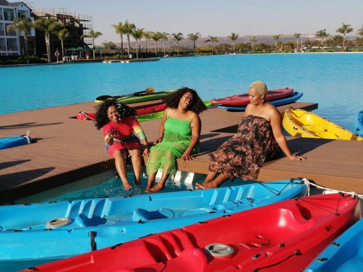 The Blyde Riverwalk Estate, Crystal Lagoon, Pretoria East ภายนอก รูปภาพ