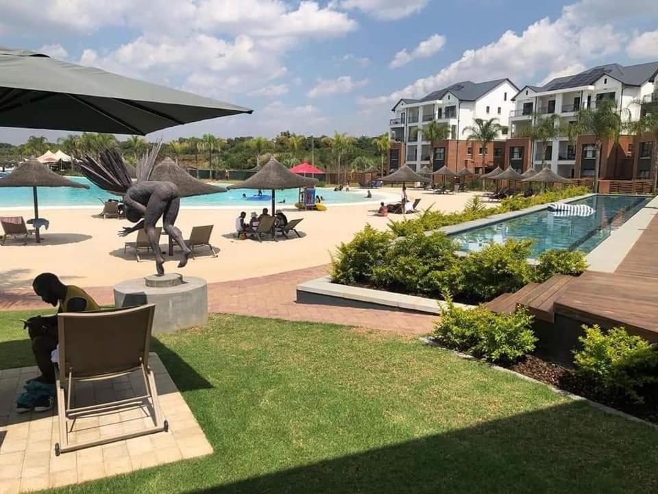 The Blyde Riverwalk Estate, Crystal Lagoon, Pretoria East ภายนอก รูปภาพ